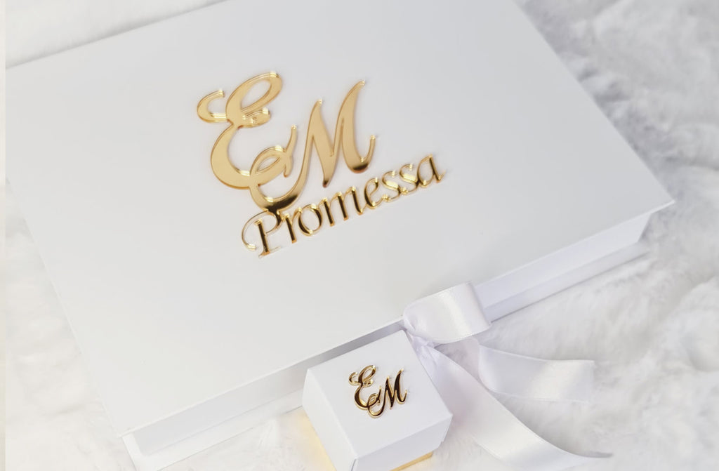 Kit Sweet Table Bianco Lien con logo sposi – Zagara Eventi D'Autore