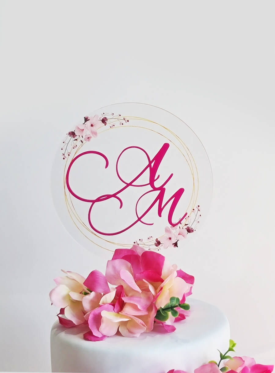 Garniture de gâteau de cœur avec initiales et date de mariage