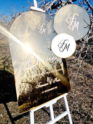 Il Logo di Coppia: Quando l'Identità Visiva Racconta la Vostra Storia d'Amore