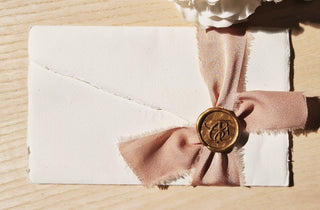 Carta Amalfi Fiocco Seta rosa ceralacca