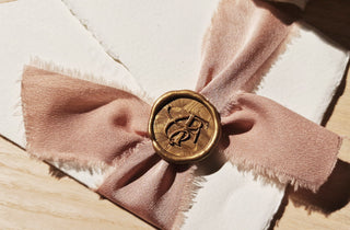 Carta Amalfi Fiocco Seta rosa ceralacca