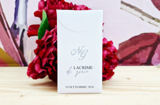 Lien Handkerchief Holder