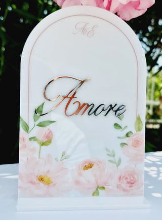 "Romantic" table marker