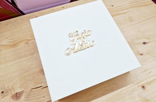 Plaque témoin en boite