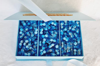 Scatola Confettata Azzurra con Nome – Zagara Eventi D'Autore